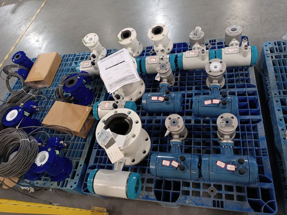 The applications of electromagnetic flowmeters of different classifications in various fields