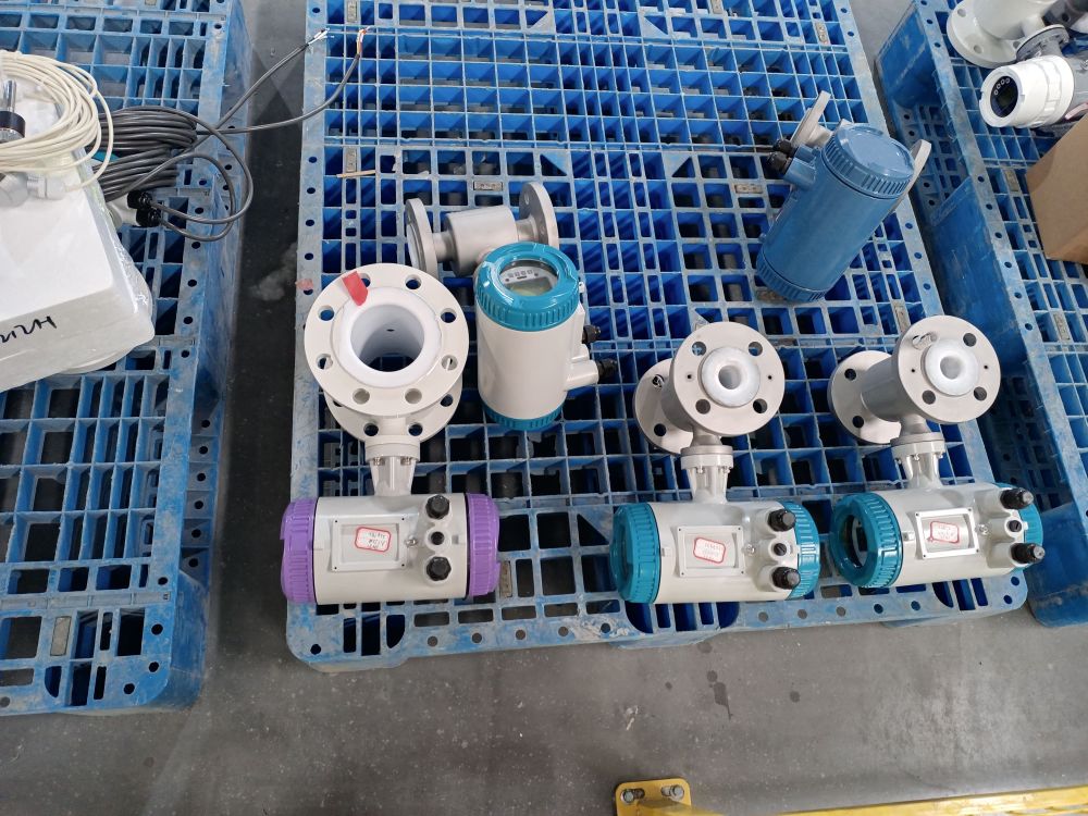 What are the key points for reference selection of intelligent electromagnetic flowmeters