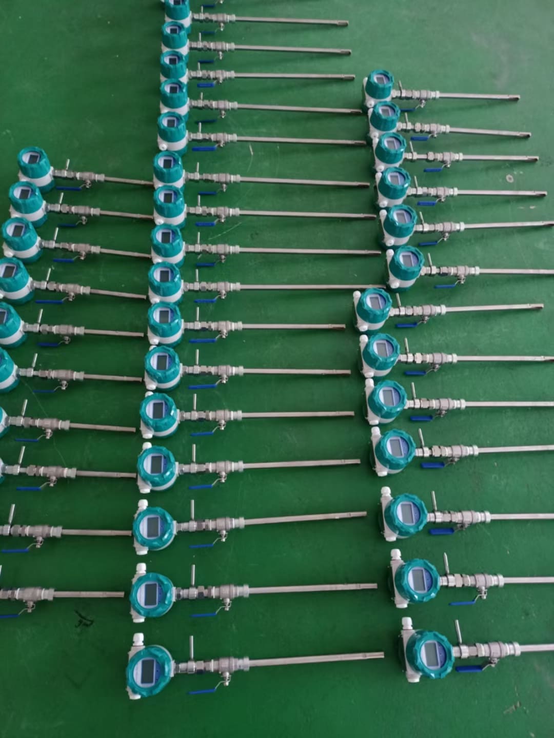 What types of gas flow meters are there