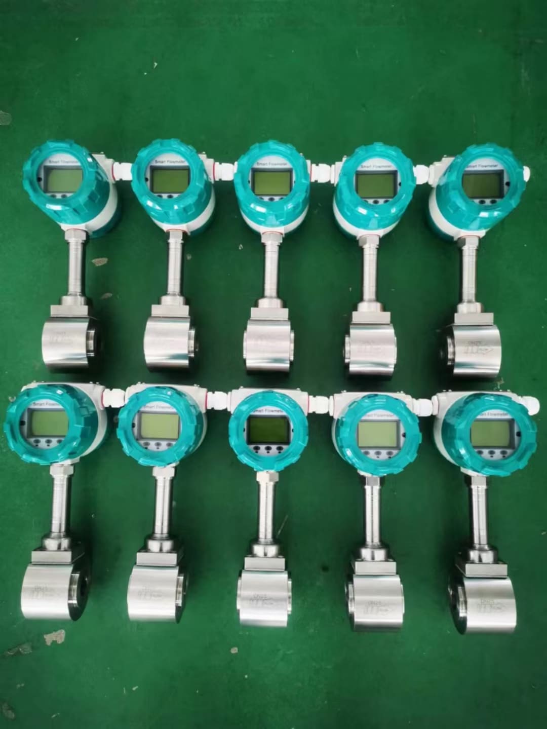 What are the requirements for pipeline installation of liquid turbine flowmeters