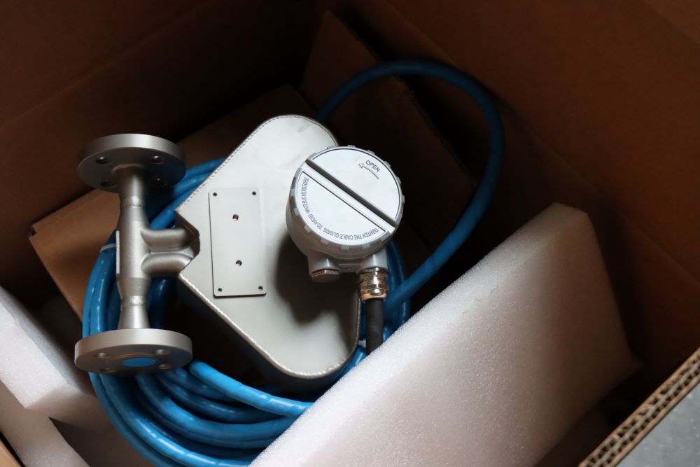 In which industries are Coriolis mass flowmeters used?